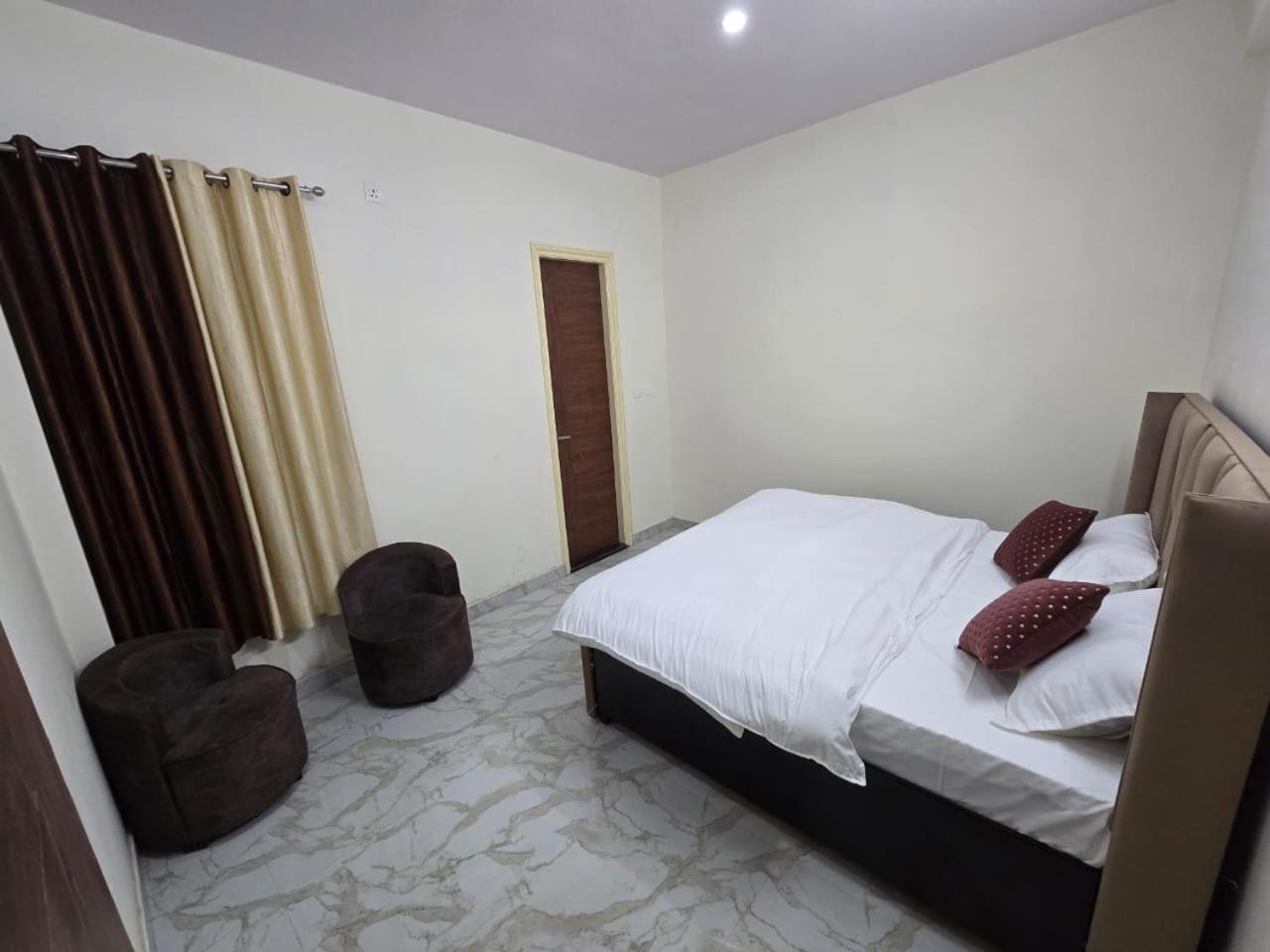 Royal Diamond Hotel & Guest House — Photos 1